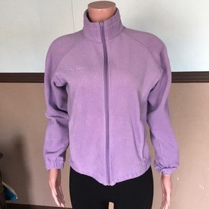 Columbia sweater 🔥